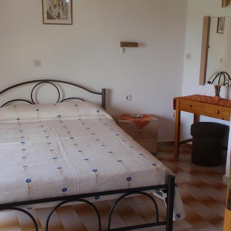 Korina Studios Paleokastritsa Bagian luar foto