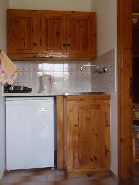 Korina Studios Paleokastritsa Ruang foto