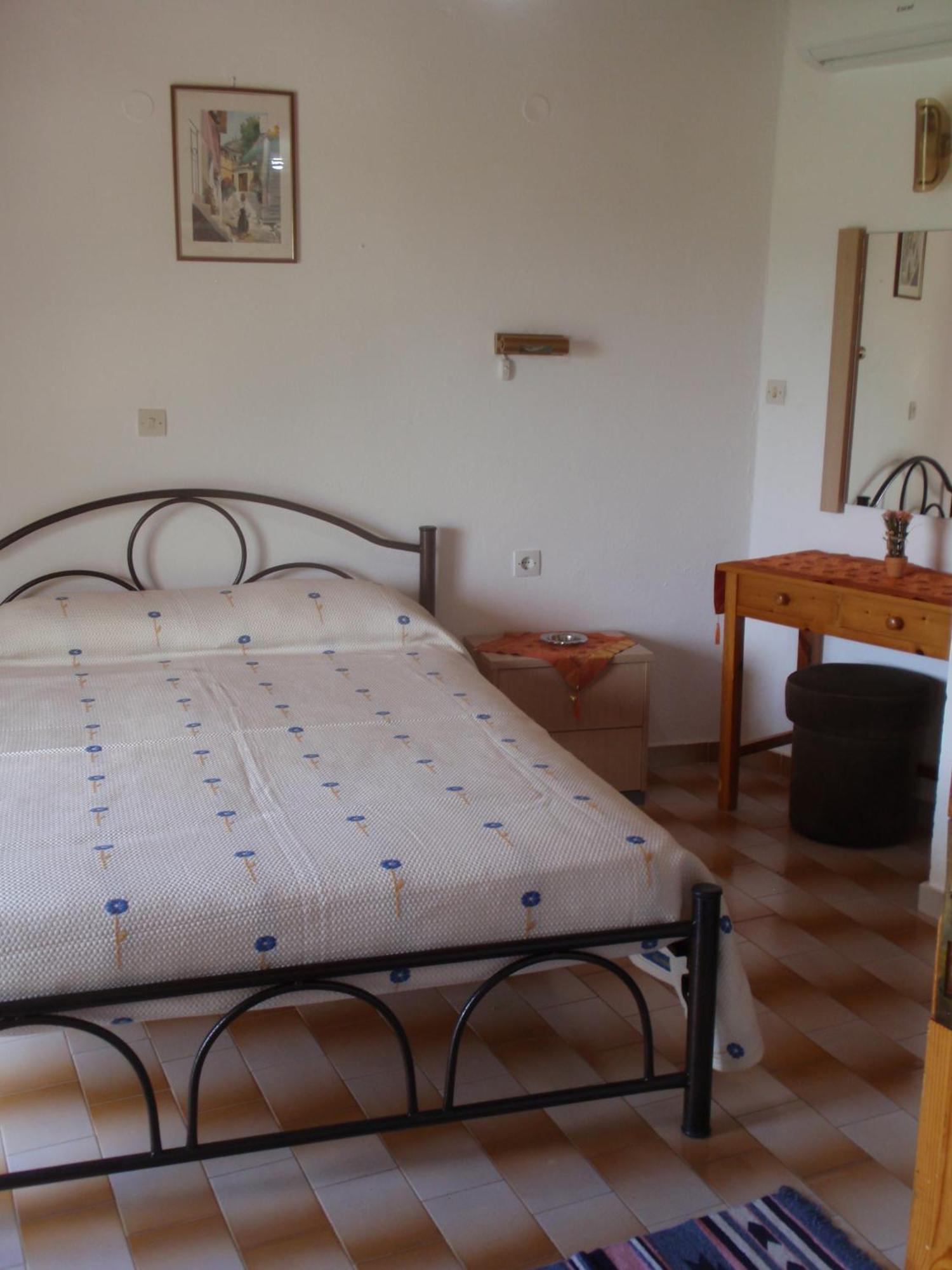 Korina Studios Paleokastritsa Bagian luar foto