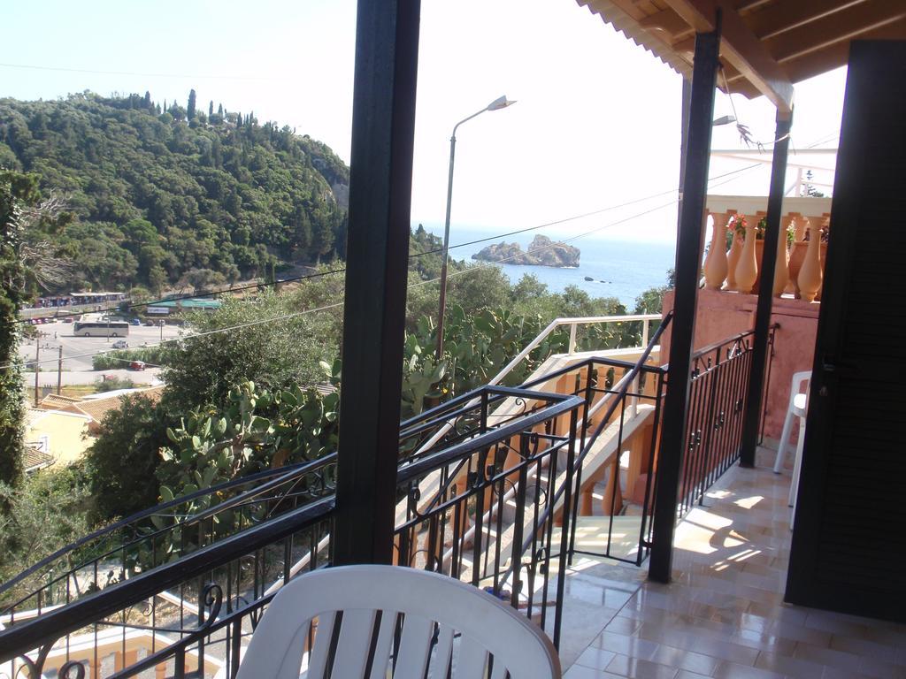 Korina Studios Paleokastritsa Ruang foto