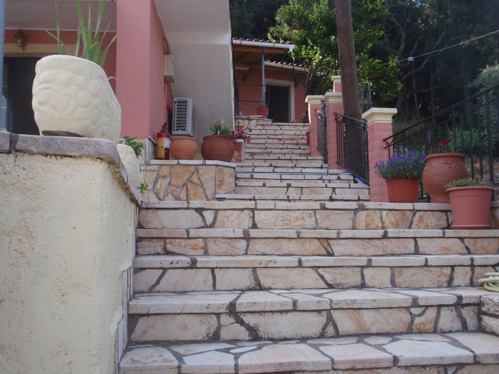 Korina Studios Paleokastritsa Bagian luar foto
