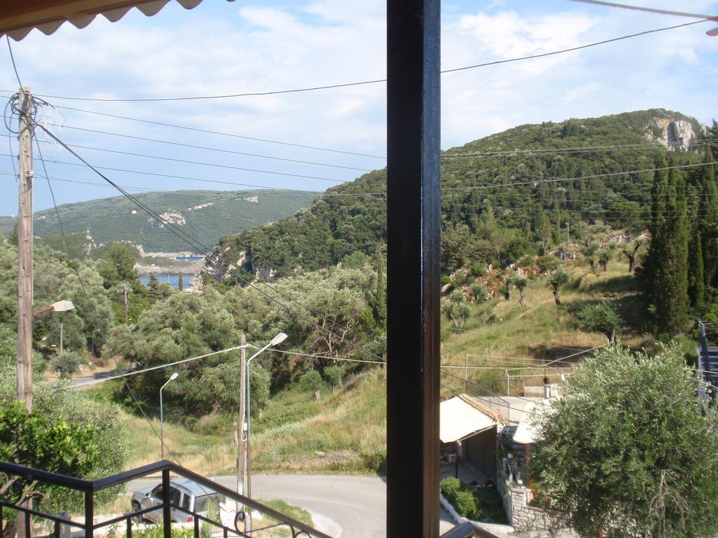 Korina Studios Paleokastritsa Bagian luar foto