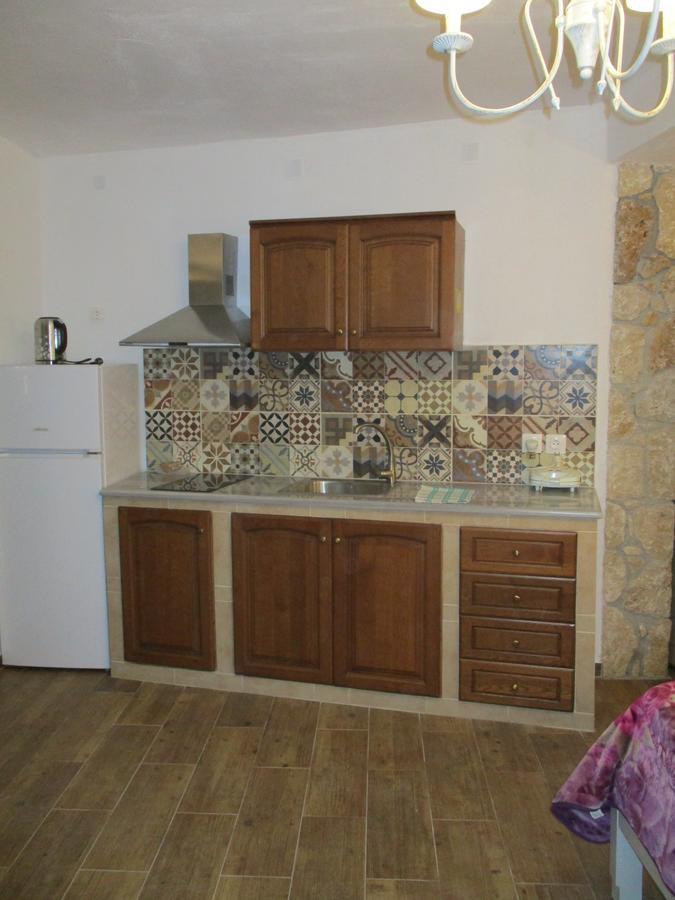 Korina Studios Paleokastritsa Bagian luar foto